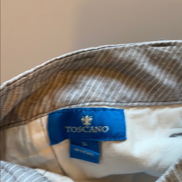 Gray Linen SearSucker shorts - Picture 3 of 3